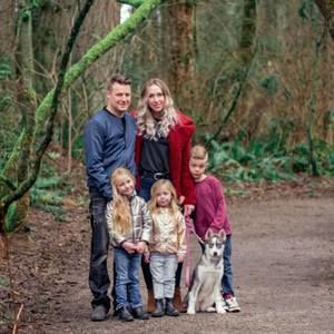 Meet your Posher, Whitney-dawn